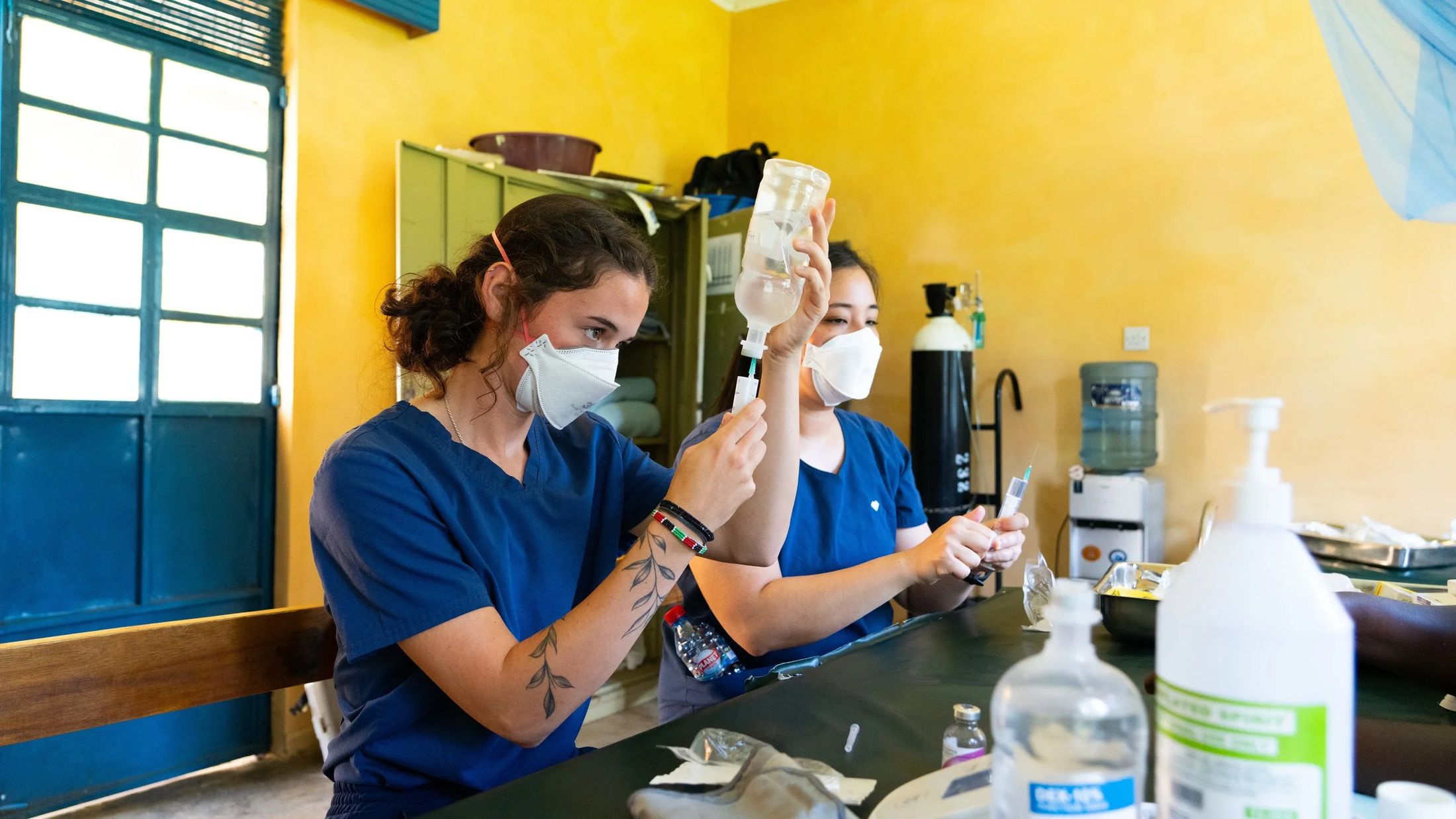 Nurses preparing vaccinations